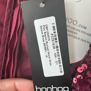 BURGUNDY/WINE colored Sequin Dress! NWT Stretchy Velvet material. Midi Dress